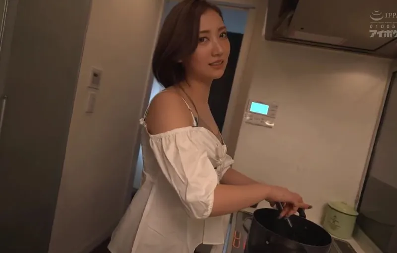 Cậu em người chồng trúng số và người bồn chứa tinh của anh trai có chiếc lưỡi điêu luyện